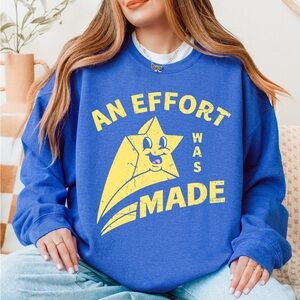 Lucy Jaynes Retro Star An Effort Was Made Blue Yellow Crewneck Sweatshirt Medium